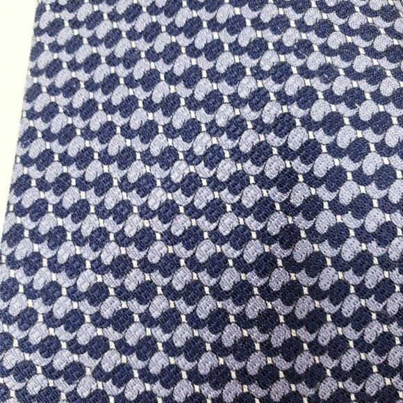 TOM FORD 100% Silk Tie Geometric Blue & Lavendar *A Few Snags on the Underside* - Picture 3 of 8